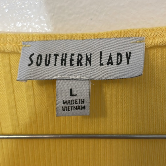 Southern Lady large yellow tank top - Picture 3 of 6